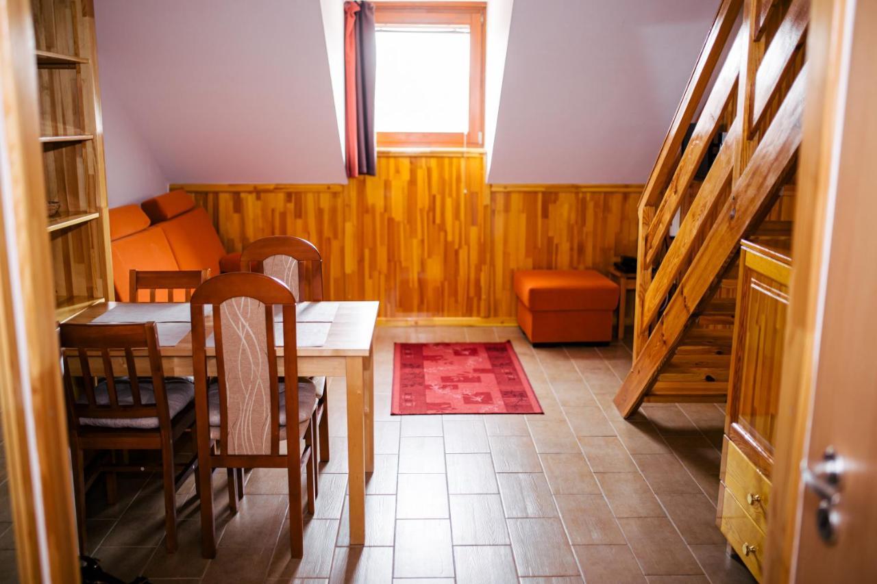 Niki Apartman Gyula Exterior foto
